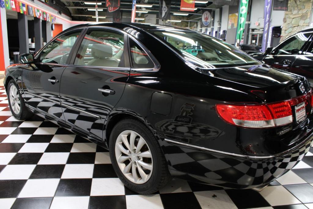 used 2007 Hyundai Azera car, priced at $3,999