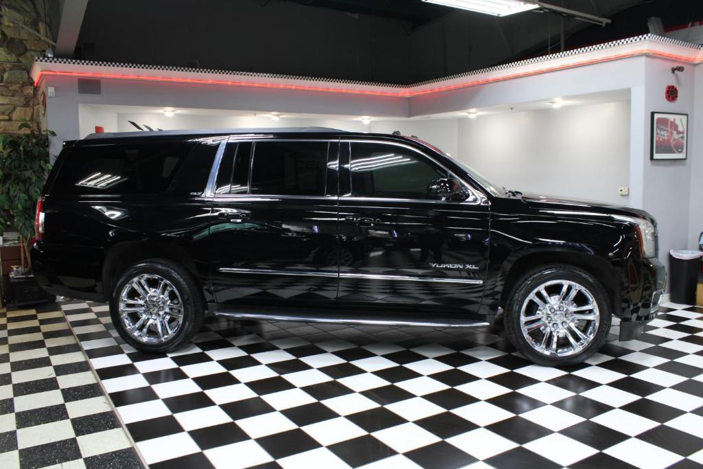 used 2016 GMC Yukon XL car