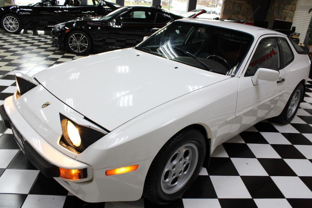 used 1988 Porsche 944 car, priced at $14,990