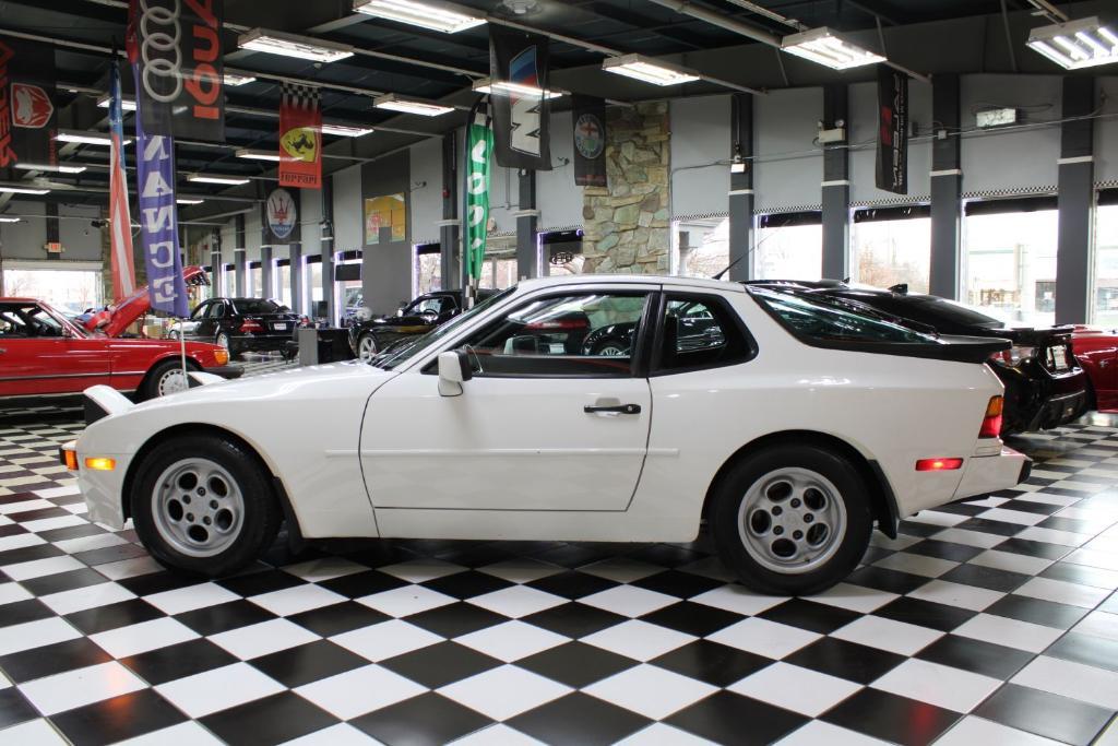 used 1988 Porsche 944 car, priced at $14,990