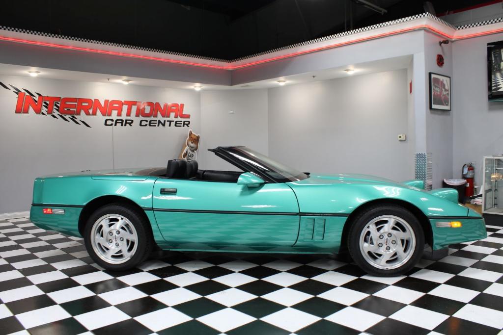 used 1990 Chevrolet Corvette car, priced at $13,890