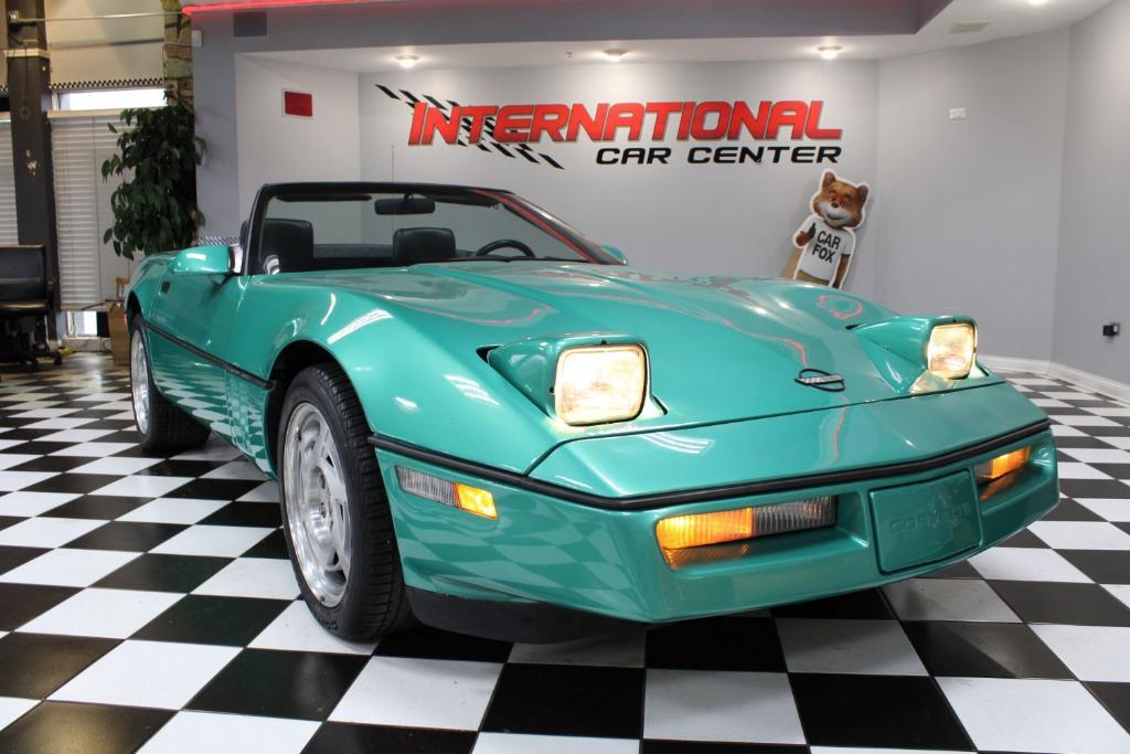 used 1990 Chevrolet Corvette car, priced at $13,890