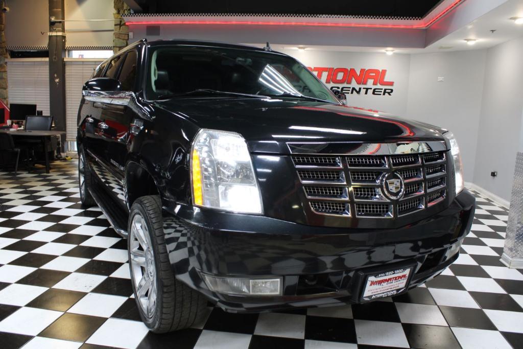 used 2011 Cadillac Escalade ESV car, priced at $5,990