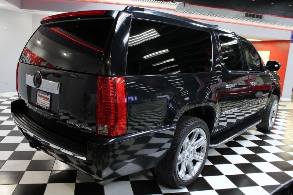 used 2011 Cadillac Escalade ESV car, priced at $5,990