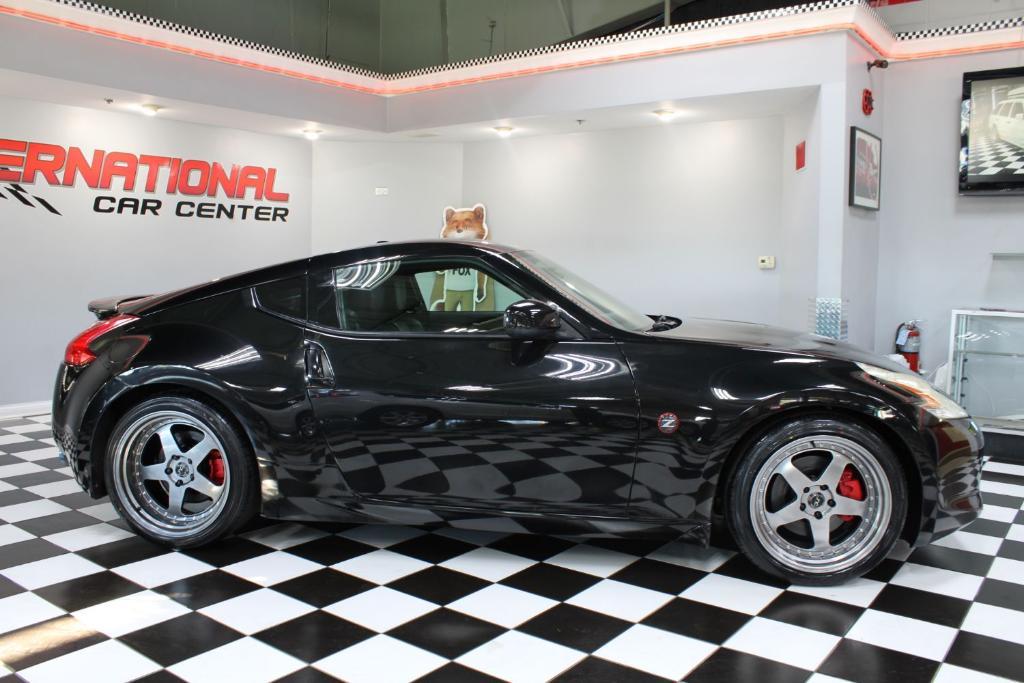 used 2009 Nissan 370Z car, priced at $15,990