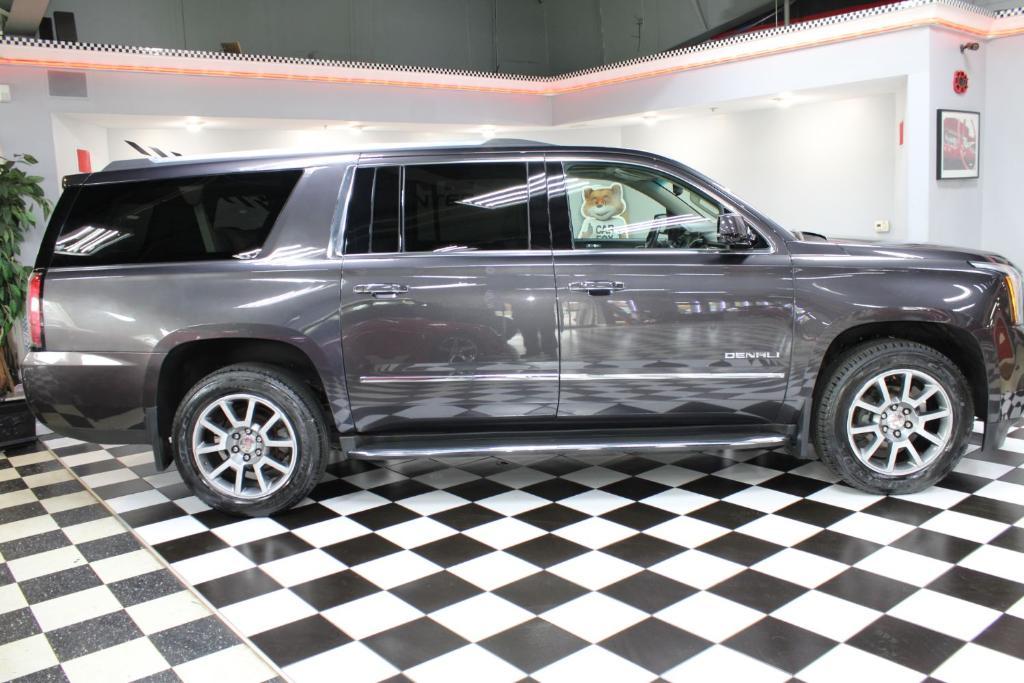 used 2016 GMC Yukon XL car, priced at $27,490