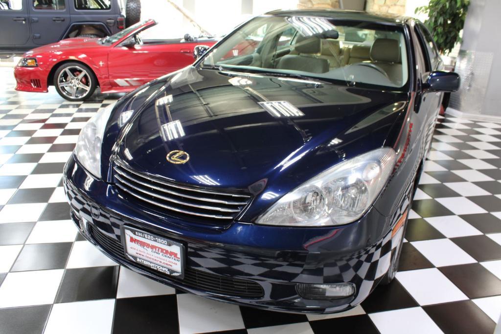 used 2004 Lexus ES 330 car, priced at $8,490