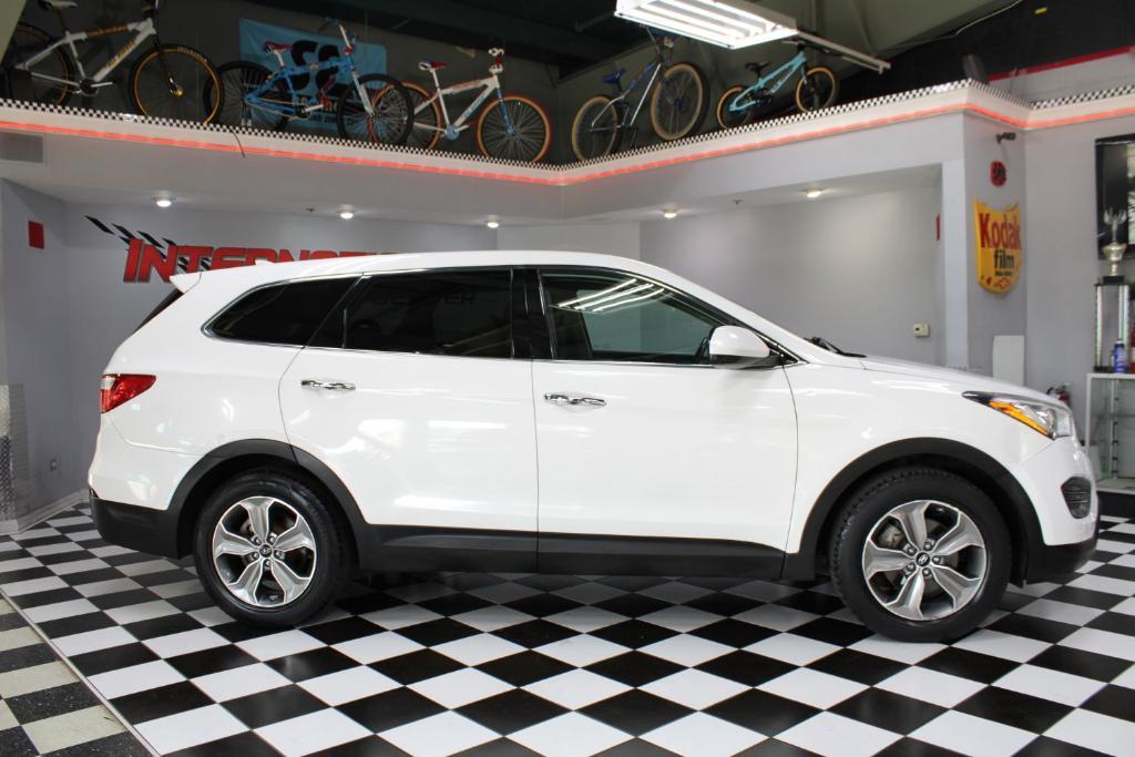 used 2013 Hyundai Santa Fe car, priced at $9,990