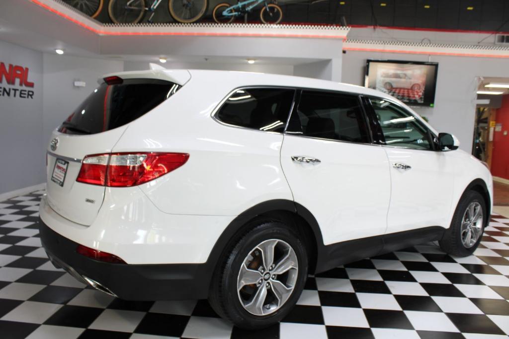 used 2013 Hyundai Santa Fe car, priced at $9,990