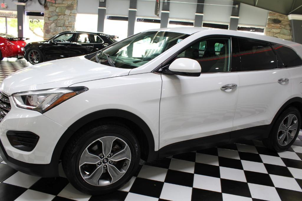 used 2013 Hyundai Santa Fe car, priced at $9,990