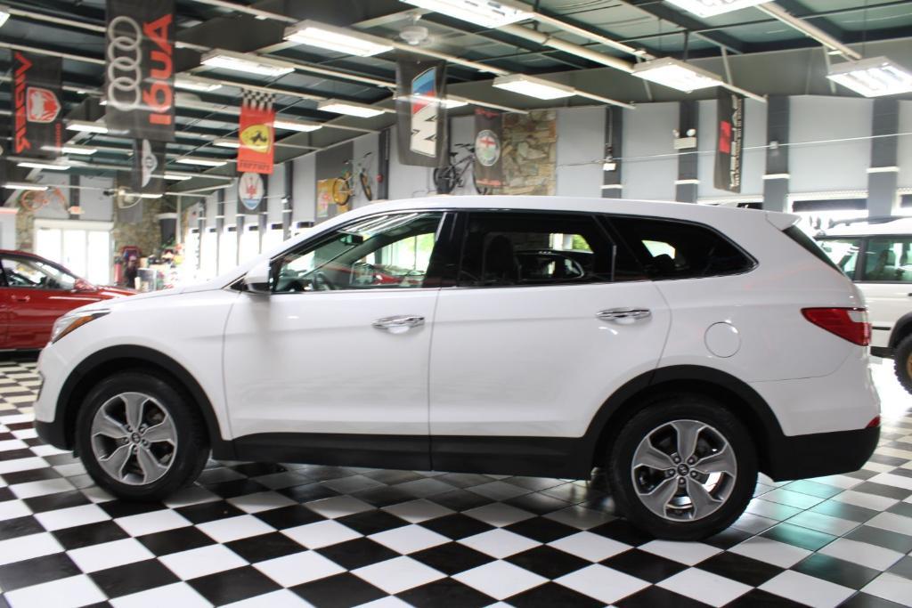 used 2013 Hyundai Santa Fe car, priced at $9,990