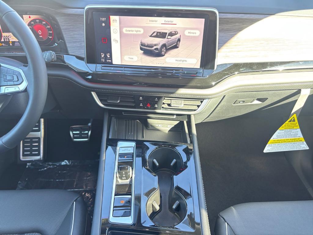 new 2025 Volkswagen Atlas car, priced at $47,759
