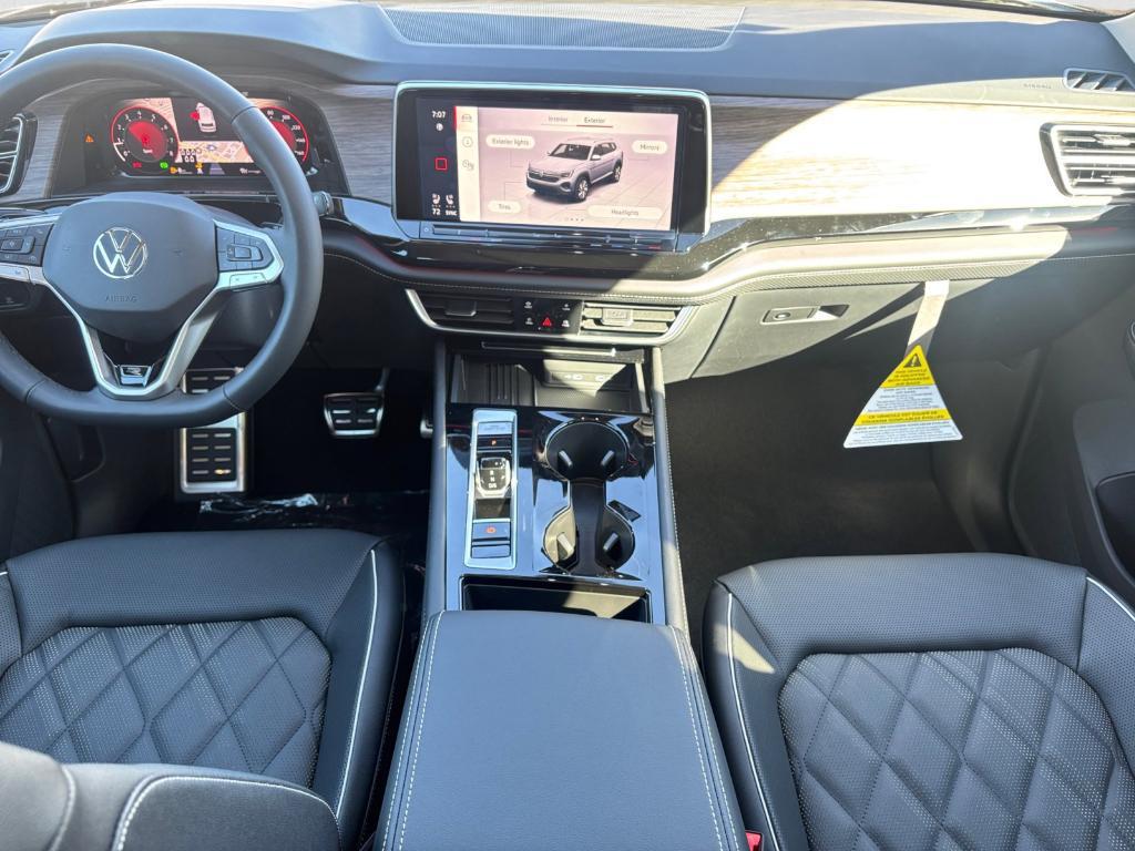 new 2025 Volkswagen Atlas car, priced at $47,759