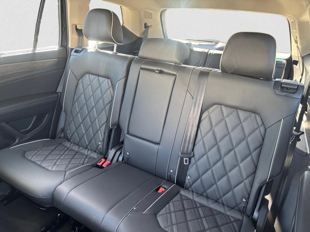 new 2025 Volkswagen Atlas car, priced at $47,759