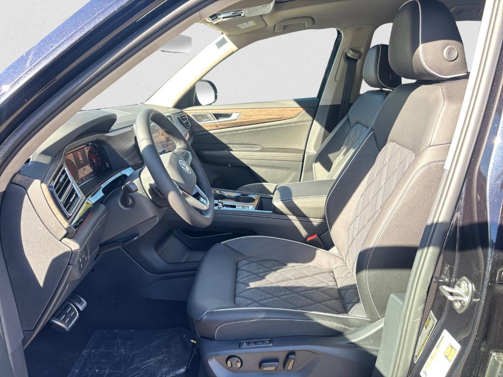 new 2025 Volkswagen Atlas car, priced at $47,759