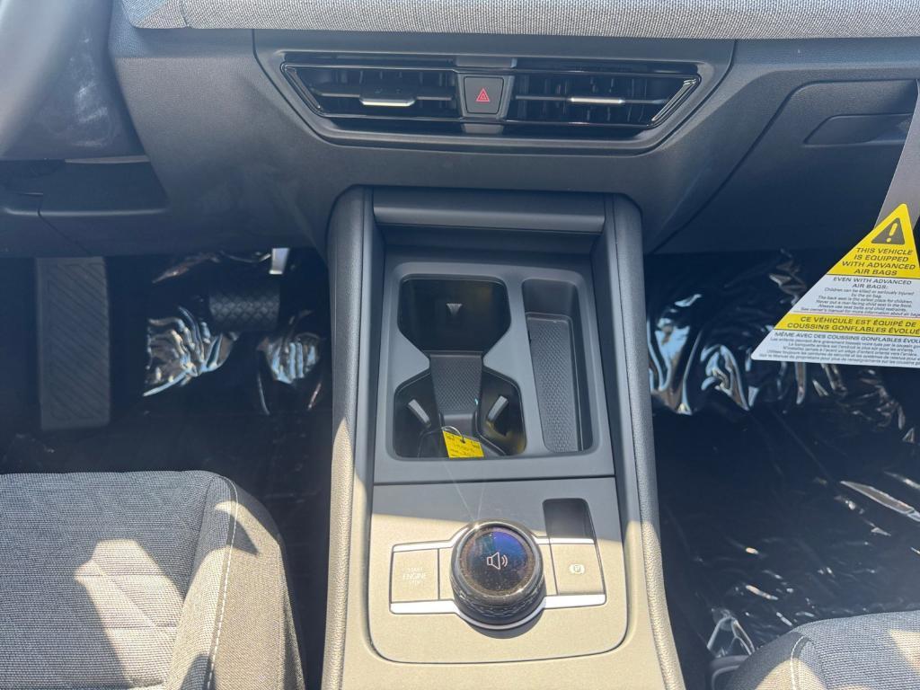 new 2025 Volkswagen Tiguan car, priced at $28,537