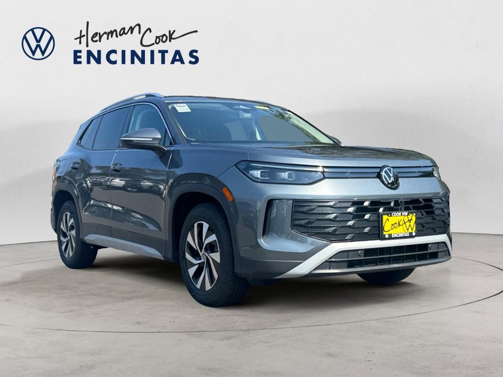new 2025 Volkswagen Tiguan car, priced at $27,949
