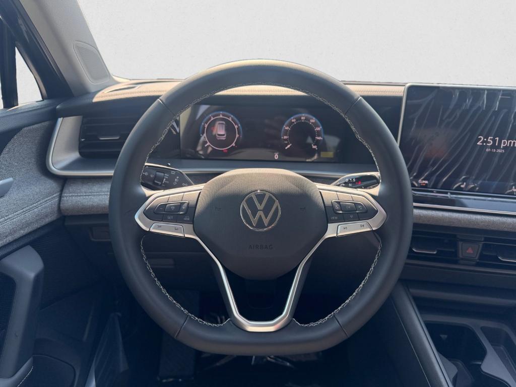 new 2025 Volkswagen Tiguan car, priced at $27,949