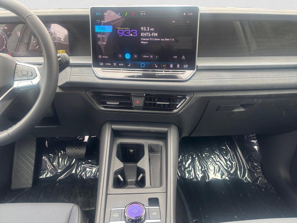 new 2025 Volkswagen Tiguan car, priced at $33,579