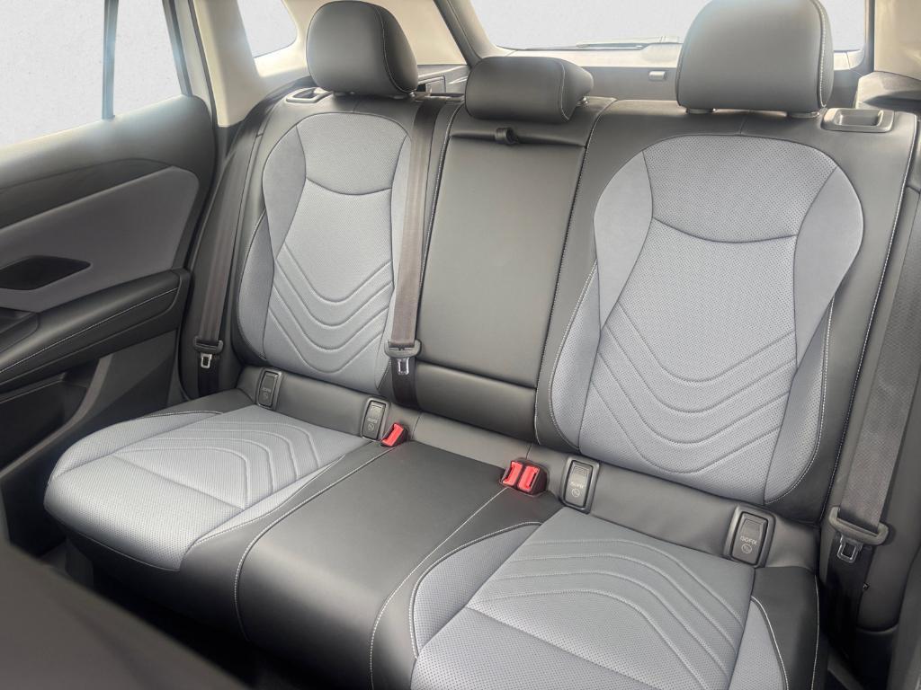 new 2025 Volkswagen Tiguan car, priced at $33,579