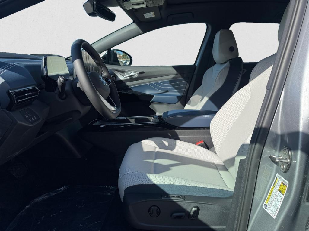 new 2025 Volkswagen ID.4 car, priced at $50,040