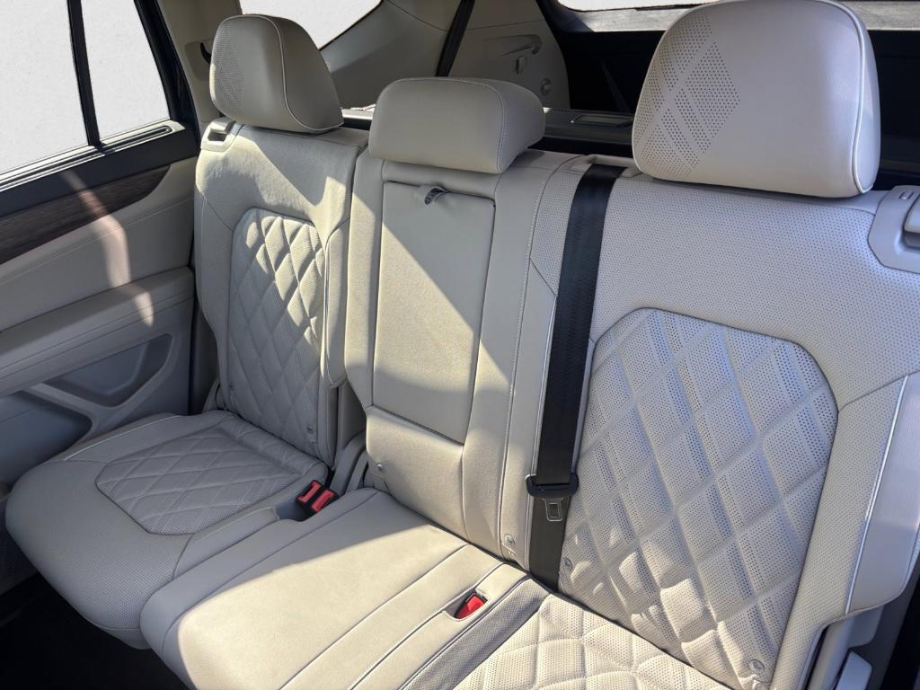 new 2025 Volkswagen Atlas car, priced at $48,405