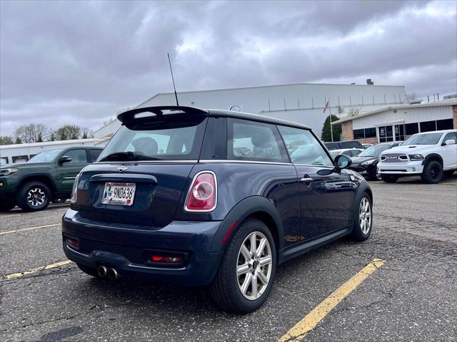 used 2013 MINI Hardtop car, priced at $10,900