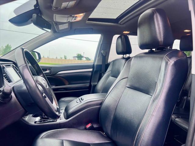 used 2019 Toyota Highlander car, priced at $23,990