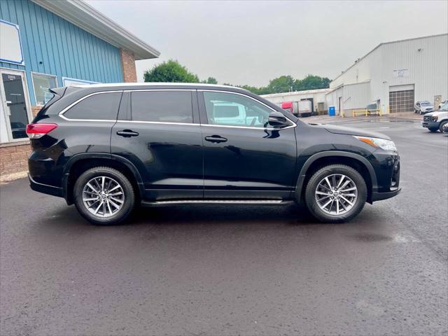 used 2019 Toyota Highlander car, priced at $23,990