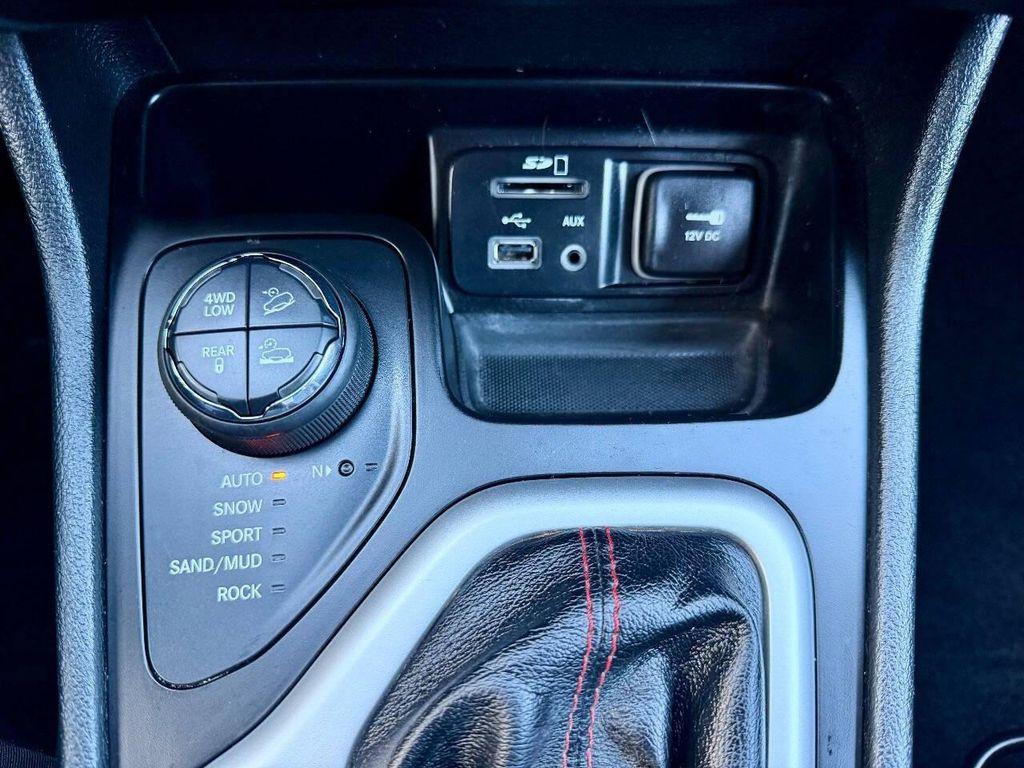 used 2016 Jeep Cherokee car, priced at $11,990