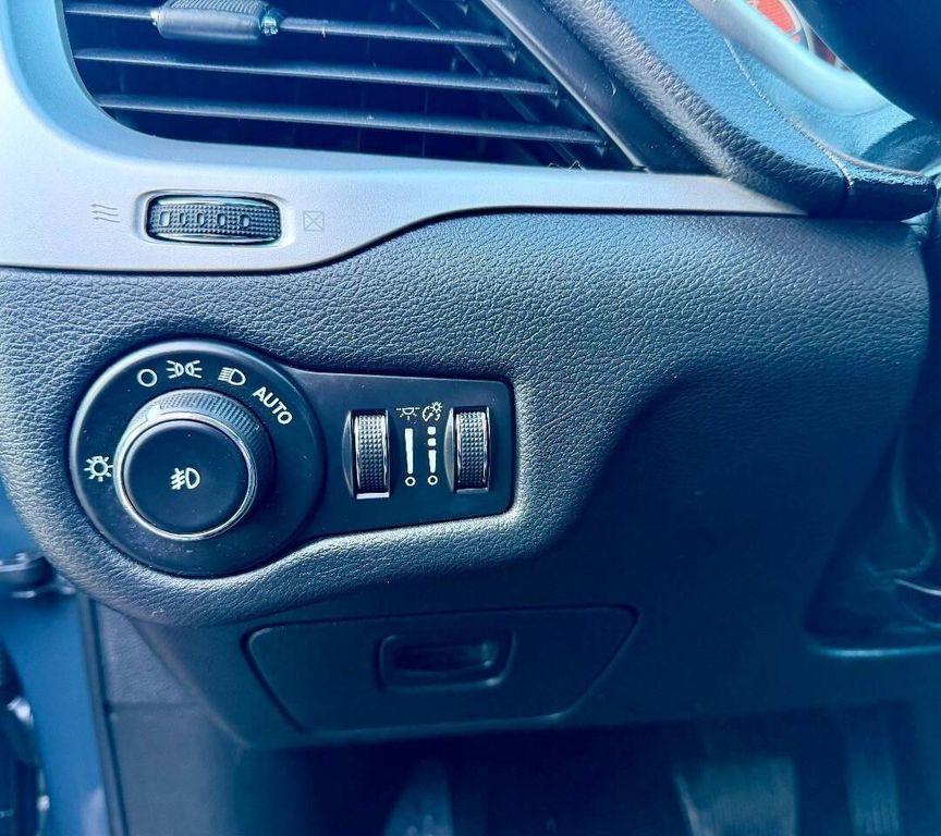 used 2016 Jeep Cherokee car, priced at $11,990