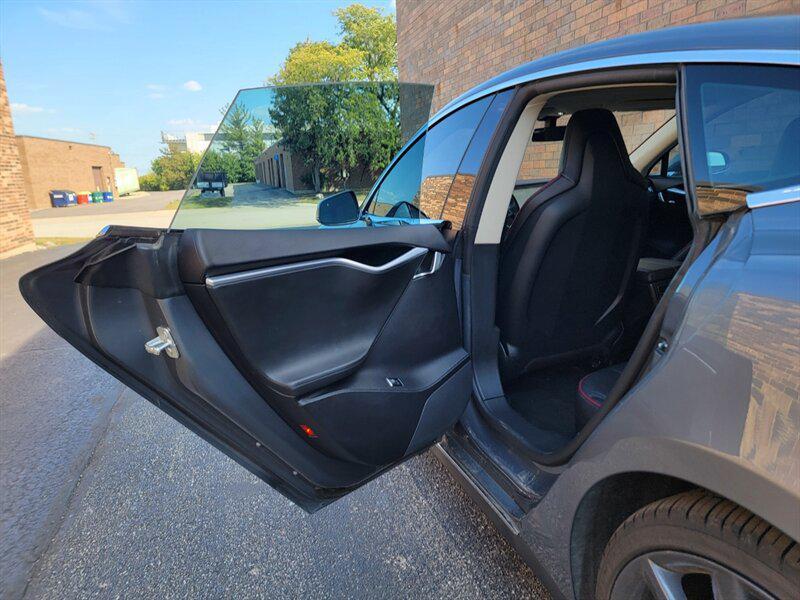 used 2013 Tesla Model S car