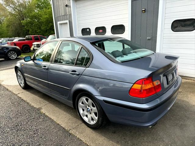 used 2004 BMW 325 car, priced at $9,950