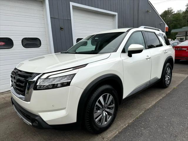 used 2022 Nissan Pathfinder car, priced at $24,950
