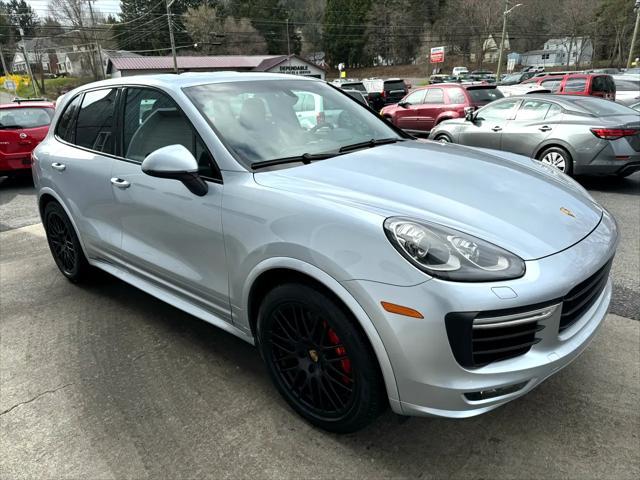 used 2016 Porsche Cayenne car, priced at $25,950