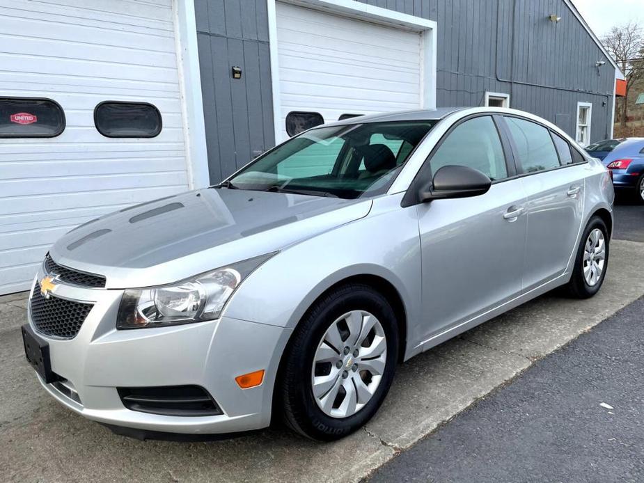 used 2014 Chevrolet Cruze car, priced at $5,450