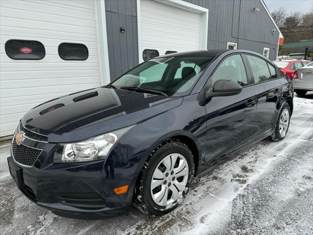 used 2014 Chevrolet Cruze car, priced at $7,950