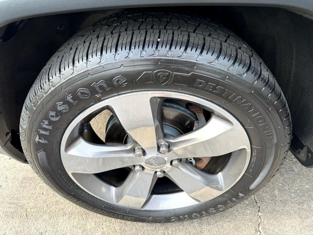 used 2015 Jeep Grand Cherokee car, priced at $11,450
