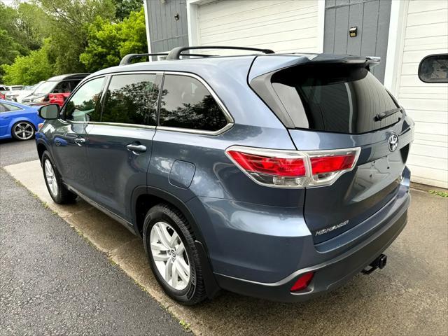 used 2016 Toyota Highlander car, priced at $14,350