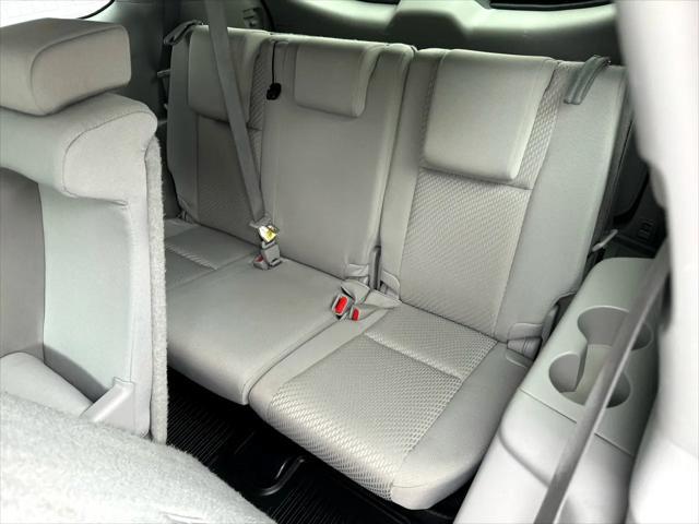 used 2016 Toyota Highlander car, priced at $14,350