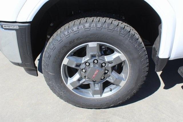 new 2025 GMC Sierra 2500 car, priced at $67,224