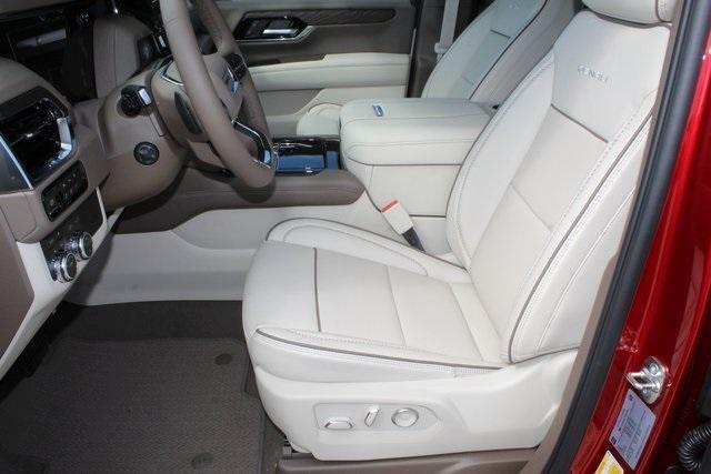 new 2025 GMC Yukon car, priced at $88,210