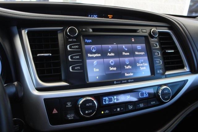 used 2019 Toyota Highlander car, priced at $29,950