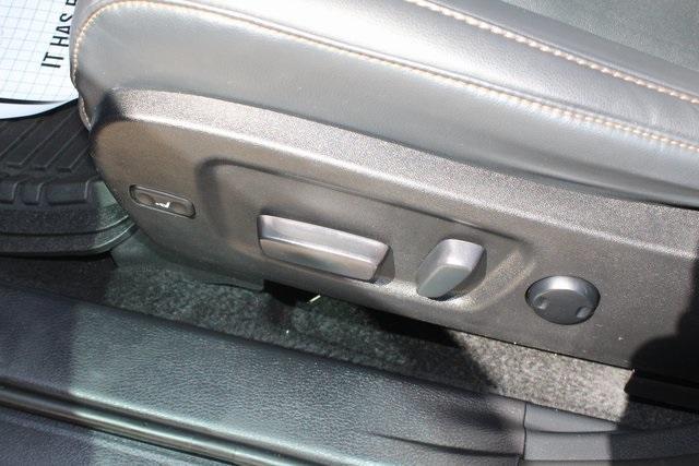 used 2019 Toyota Highlander car, priced at $29,950