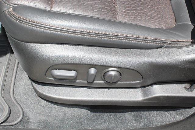 used 2023 Chevrolet Traverse car, priced at $41,950