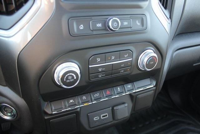 new 2026 GMC Sierra 1500 car, priced at $39,235