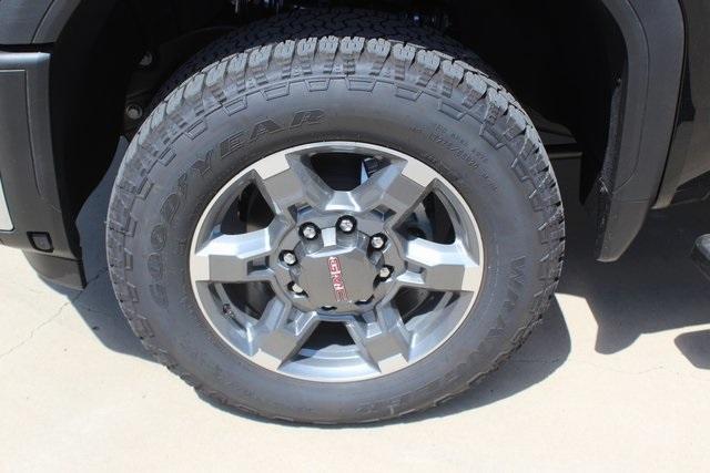 new 2025 GMC Sierra 2500 car, priced at $79,144