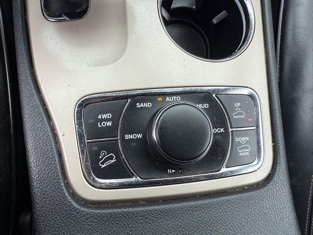 used 2014 Jeep Grand Cherokee car, priced at $12,890