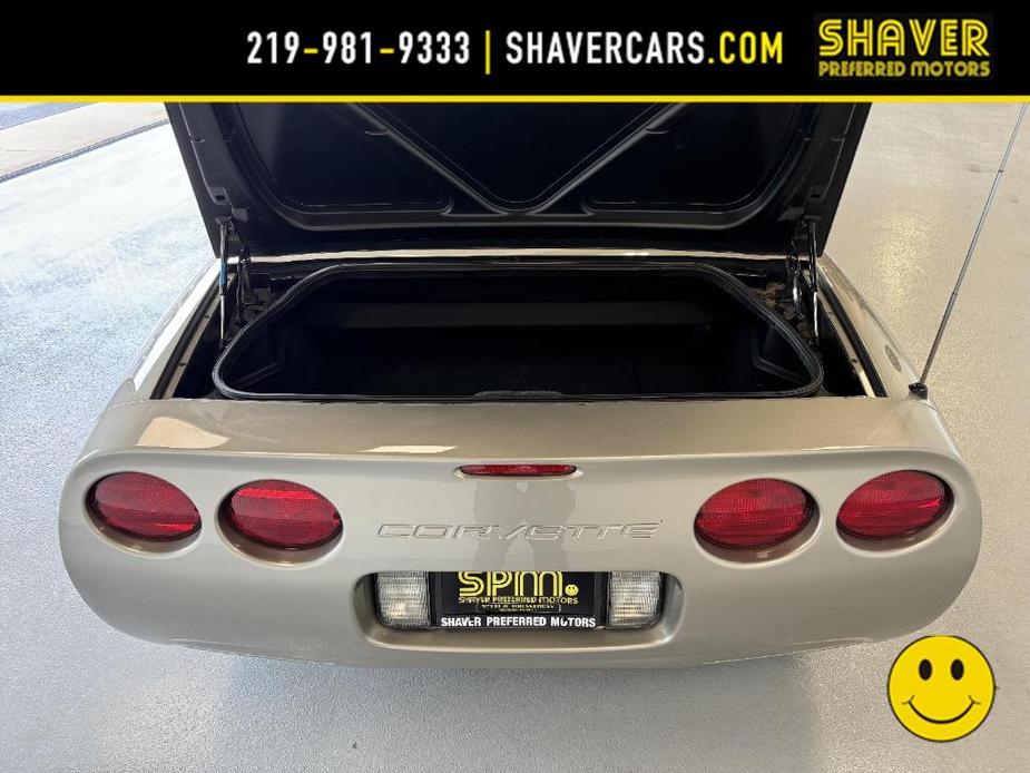 used 2002 Chevrolet Corvette car