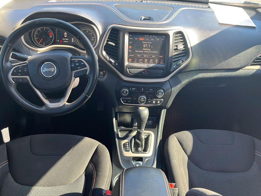 used 2016 Jeep Cherokee car, priced at $10,890